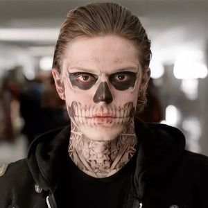 Meet your Posher, Evelyn